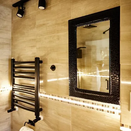 - Spokojna Okolica 아파트 슈체시네크