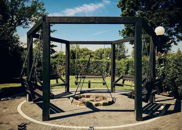 - Spokojna Okolica 什切齐内克